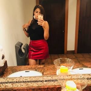 Meet your Posher, Jackeline